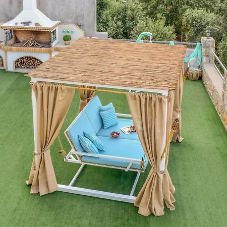 Ftelia Luxury Studio 