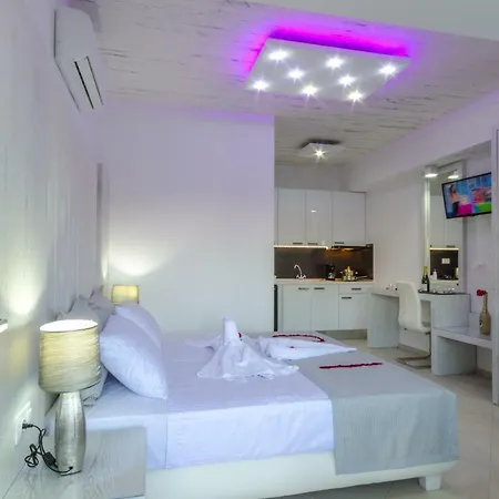 Ftelia Luxury Studio 