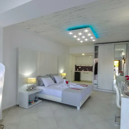 Ftelia Luxury Studio 